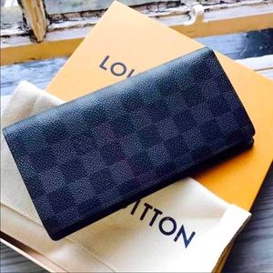 NEW! Louis Vuitton | Brazza Wallet | Damier Graphite